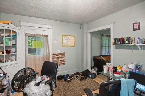 154 Hollywood Avenue Youngstown OH 44512