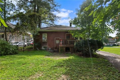 154 Hollywood Avenue Youngstown OH 44512