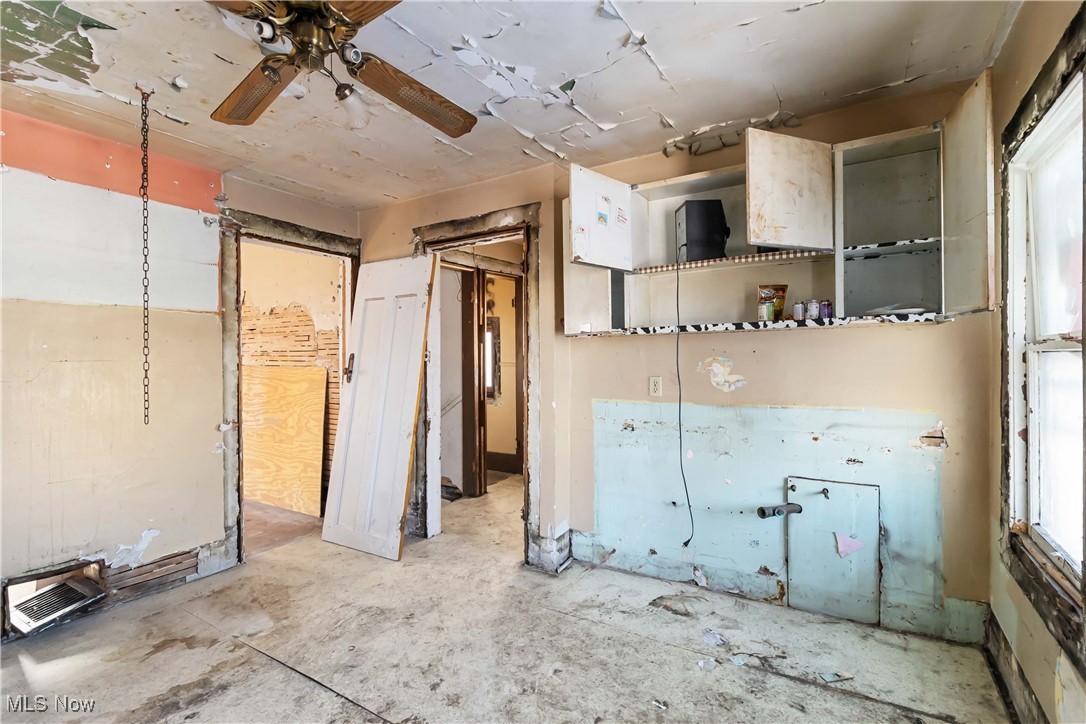 2910 Caroline Avenue Lorain OH 44055