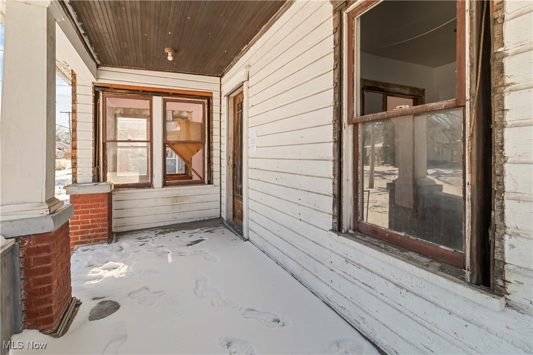 2910 Caroline Avenue Lorain OH 44055