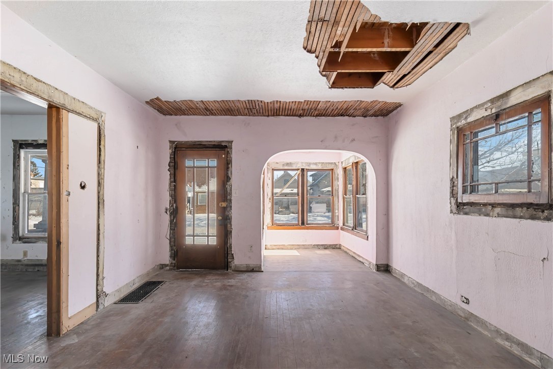 2910 Caroline Avenue Lorain OH 44055