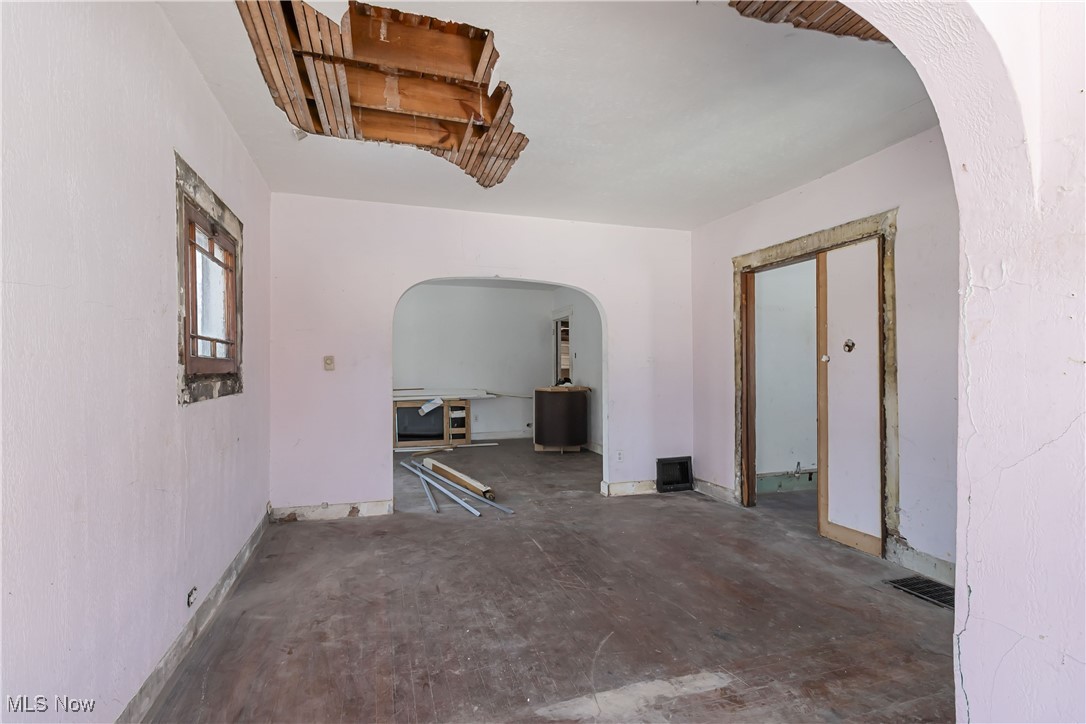 2910 Caroline Avenue Lorain OH 44055