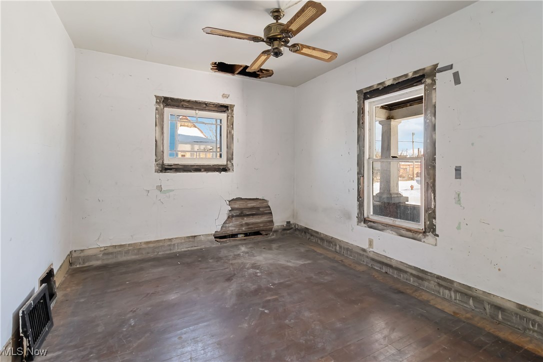 2910 Caroline Avenue Lorain OH 44055
