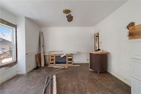 2910 Caroline Avenue Lorain OH 44055