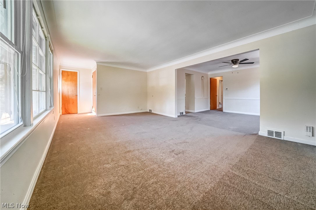 13525 Cedar Road University Heights OH 44118
