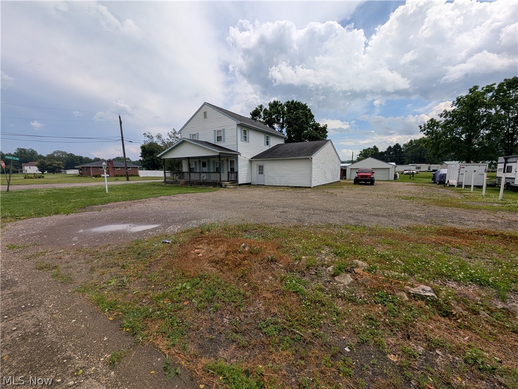 59879 County Road 9 Newcomerstown OH 43832