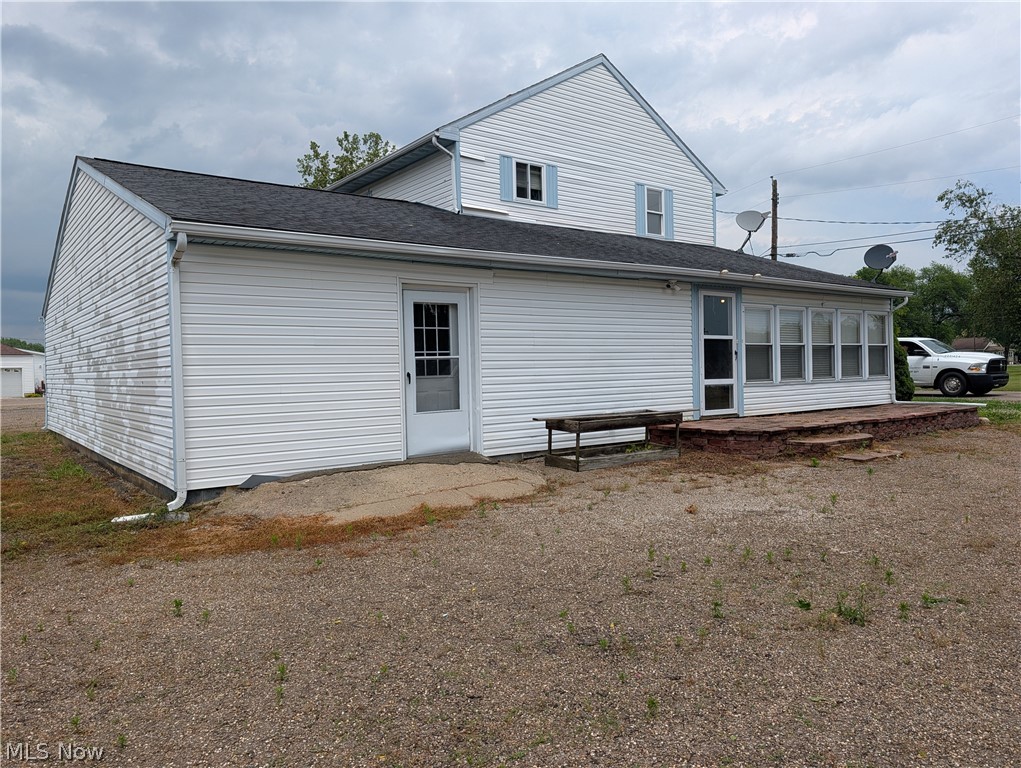 59879 County Road 9 Newcomerstown OH 43832
