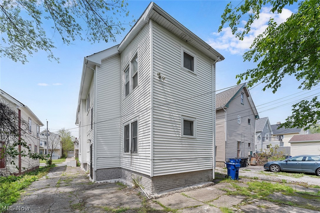 3275 E 134th Street Cleveland OH 44120
