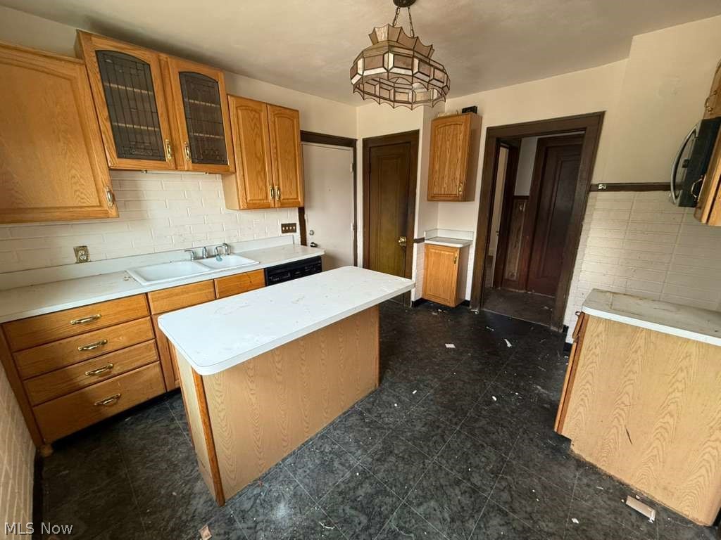 3568 E 110th Street Cleveland OH 44105