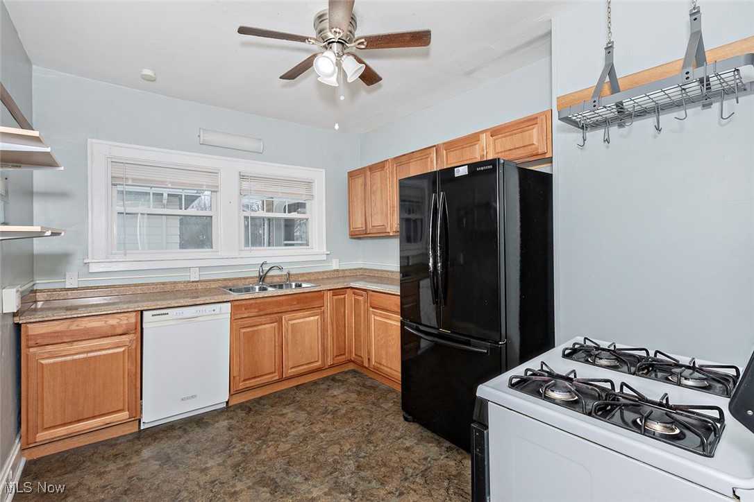 2819 E Derbyshire Road Cleveland Heights OH 44118