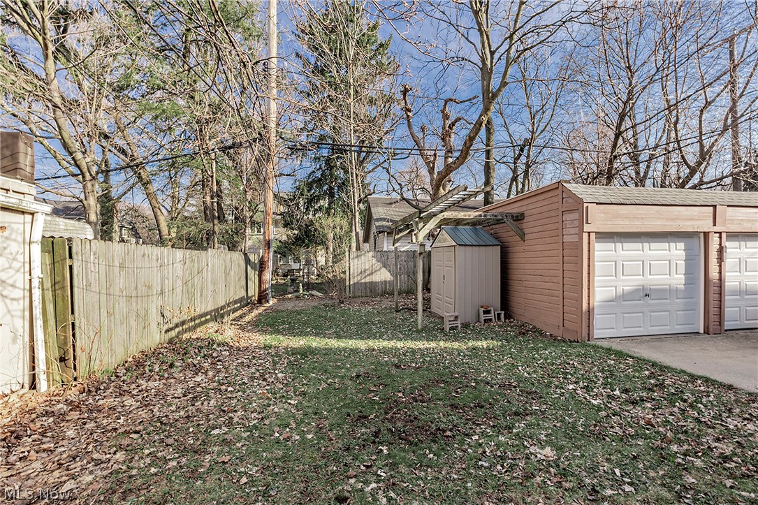 2819 E Derbyshire Road Cleveland Heights OH 44118