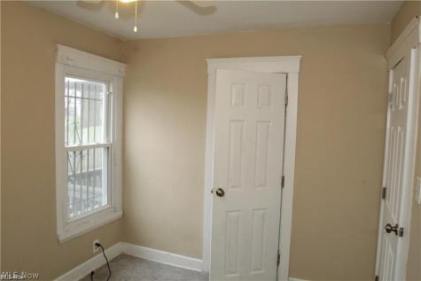3261 W 88th Street Cleveland OH 44102