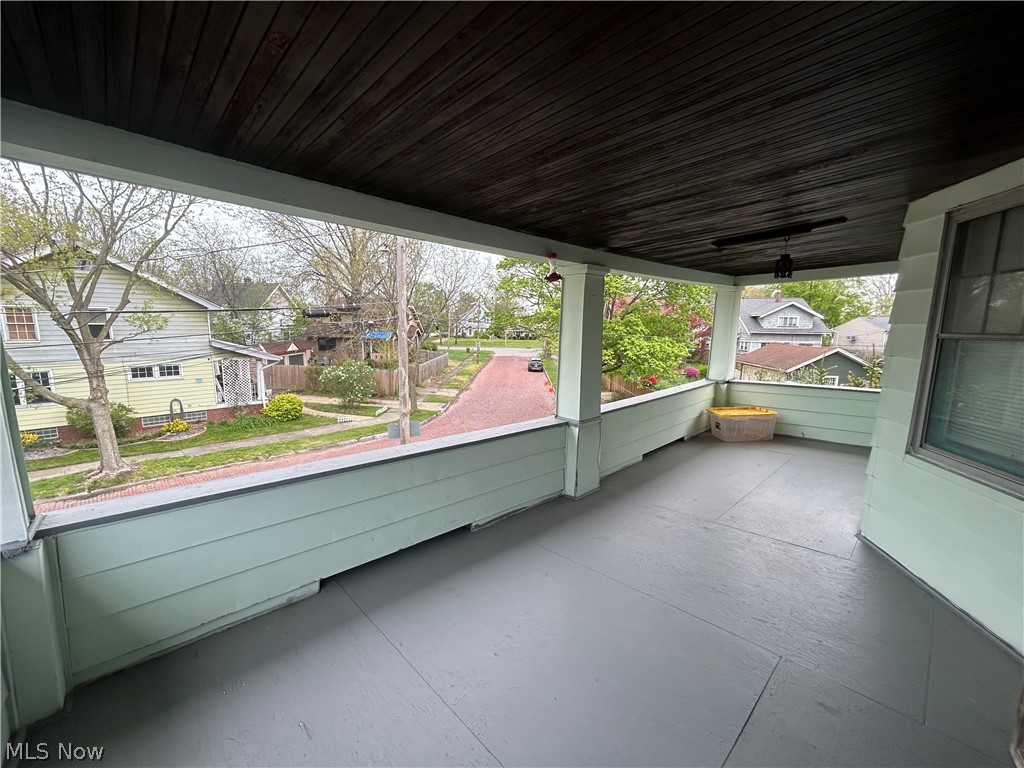 10323 Linnet Avenue Cleveland OH 44111