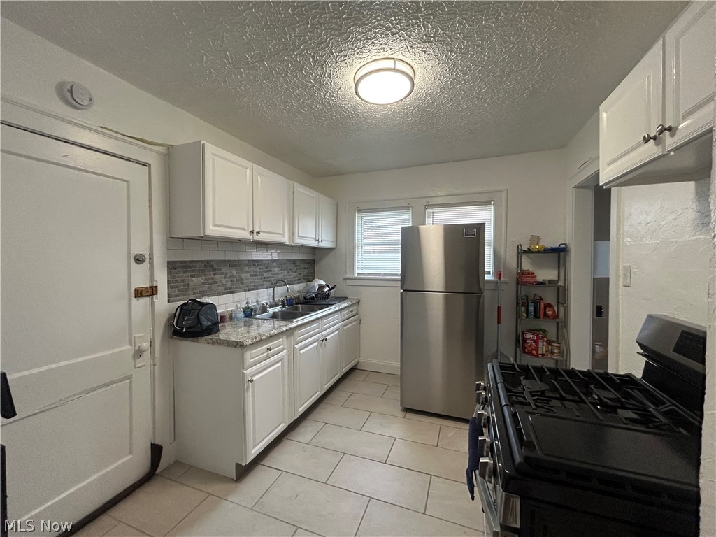 10323 Linnet Avenue Cleveland OH 44111