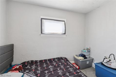 13701 Benwood Avenue Cleveland OH 44105