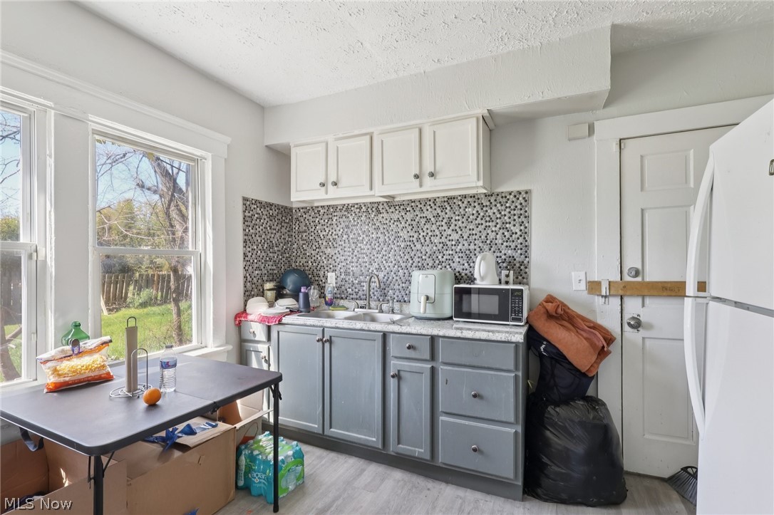 13701 Benwood Avenue Cleveland OH 44105