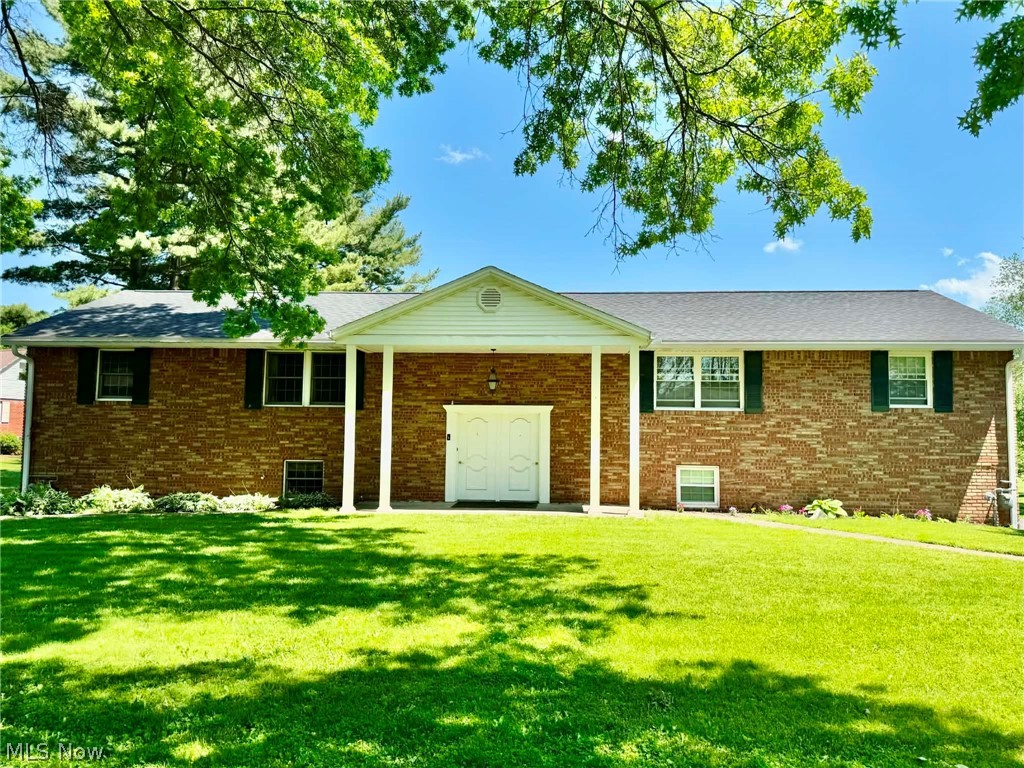 1236-1238 Bowen Circle NW Canton OH 44708