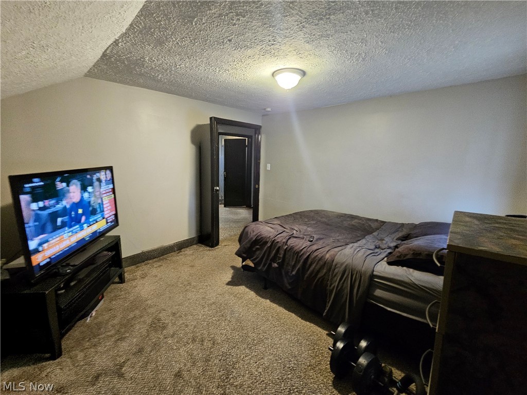 3102 Searsdale Avenue Cleveland OH 44109