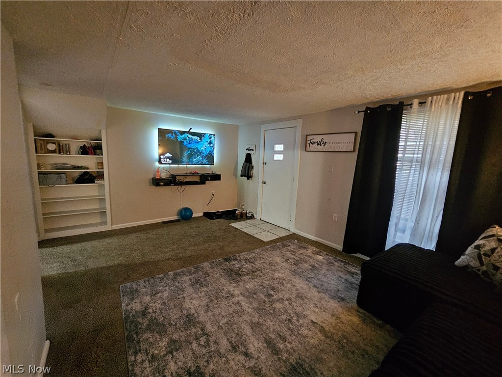 3102 Searsdale Avenue Cleveland OH 44109
