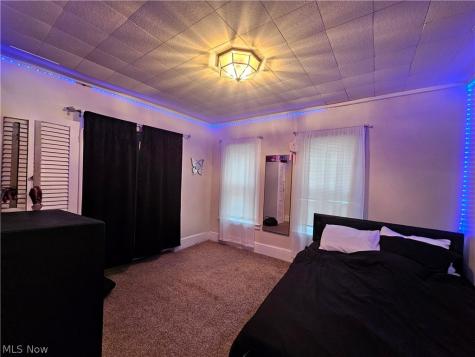 3102 Searsdale Avenue Cleveland OH 44109
