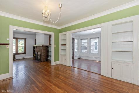 2121 Coventry Road Cleveland Heights OH 44118