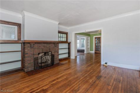 2121 Coventry Road Cleveland Heights OH 44118