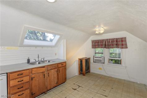 2121 Coventry Road Cleveland Heights OH 44118