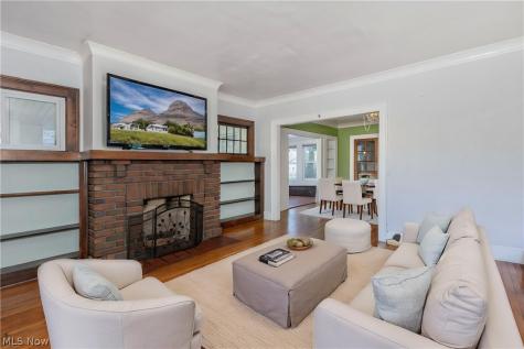2121 Coventry Road Cleveland Heights OH 44118