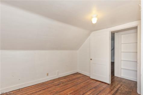 2121 Coventry Road Cleveland Heights OH 44118