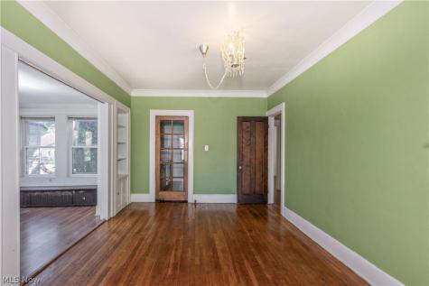 2121 Coventry Road Cleveland Heights OH 44118