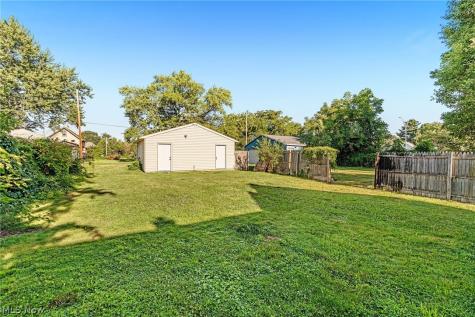 1435 Stark Avenue SW Canton OH 44706