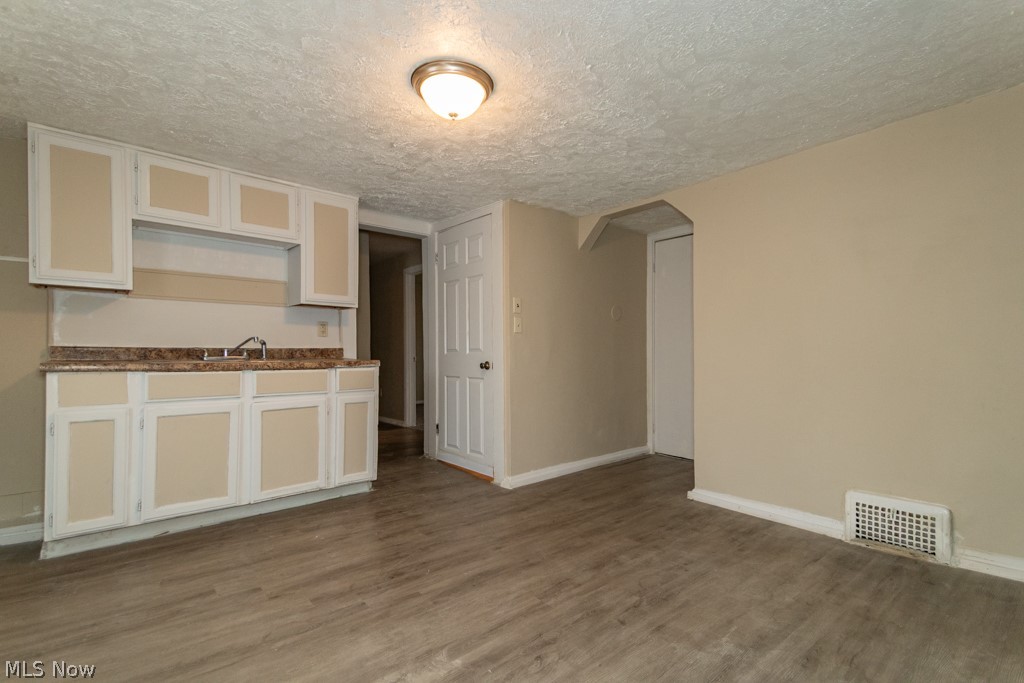 20731 Goller Avenue Euclid OH 44119