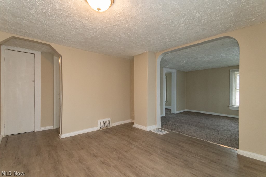 20731 Goller Avenue Euclid OH 44119