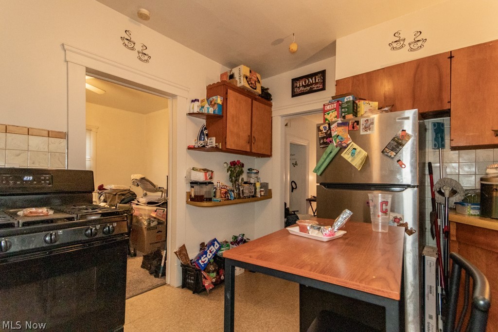 20731 Goller Avenue Euclid OH 44119