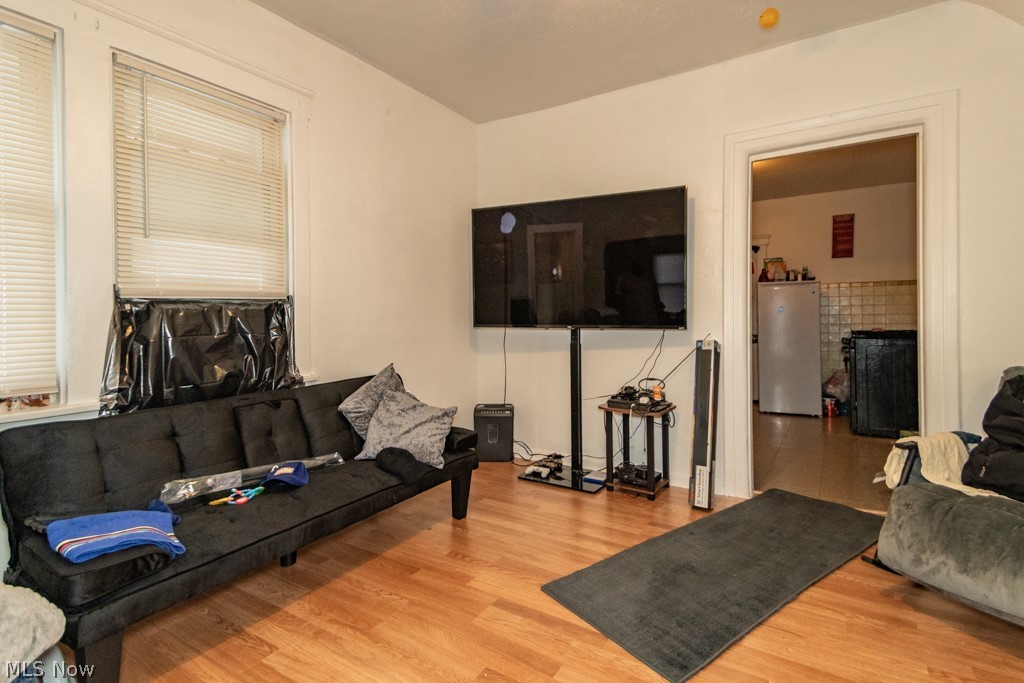 20731 Goller Avenue Euclid OH 44119