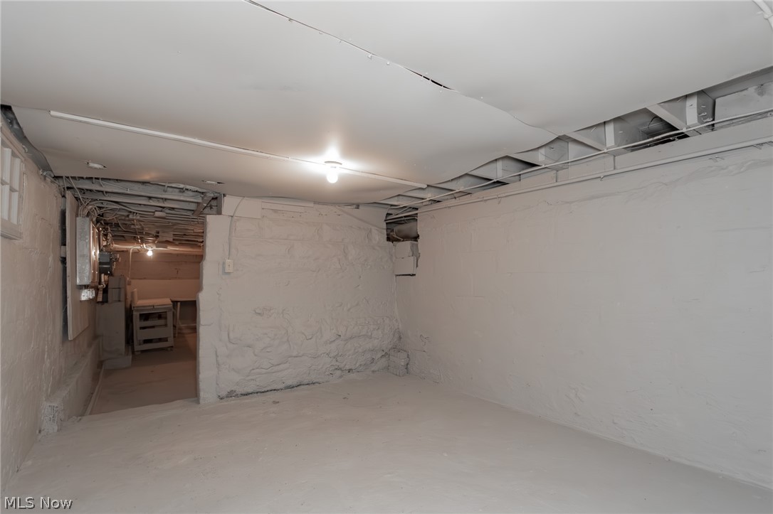 20731 Goller Avenue Euclid OH 44119