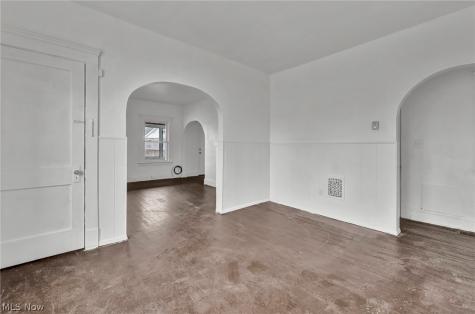880 Stevenson Road Cleveland OH 44110