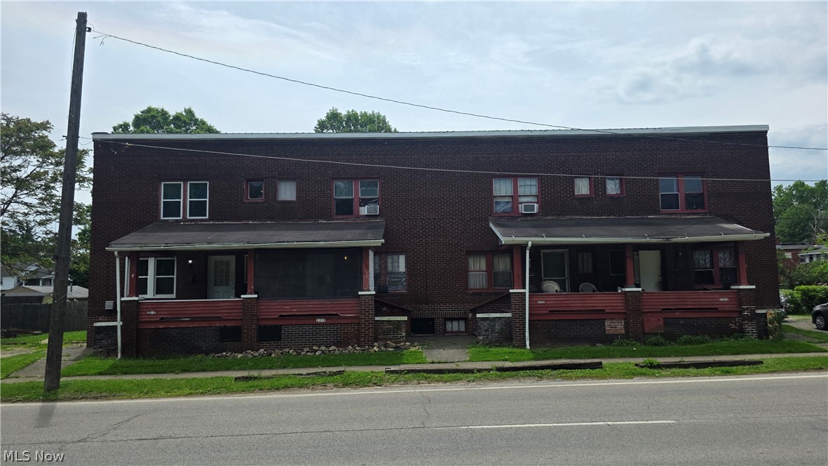 2217 Oakwood Avenue Youngstown OH 44509