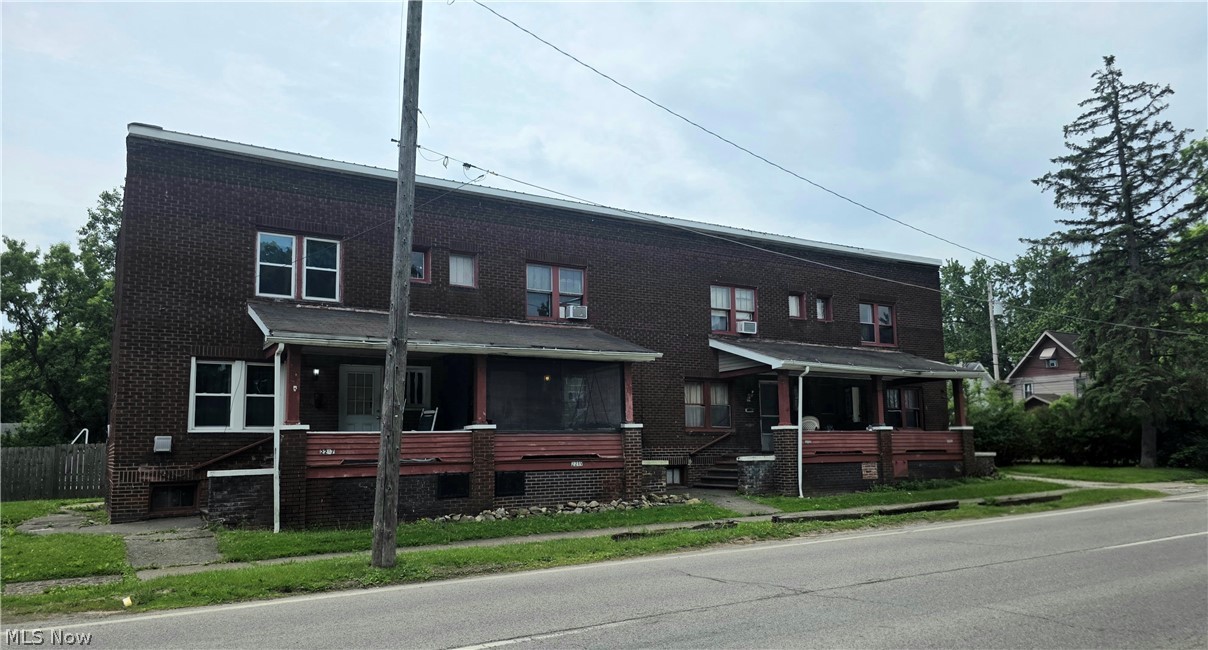 2217 Oakwood Avenue Youngstown OH 44509