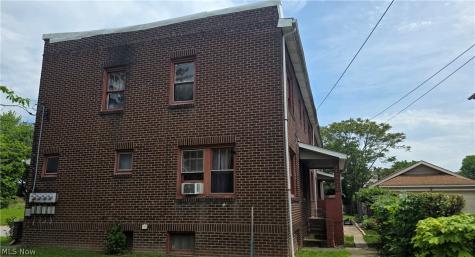 2217 Oakwood Avenue Youngstown OH 44509