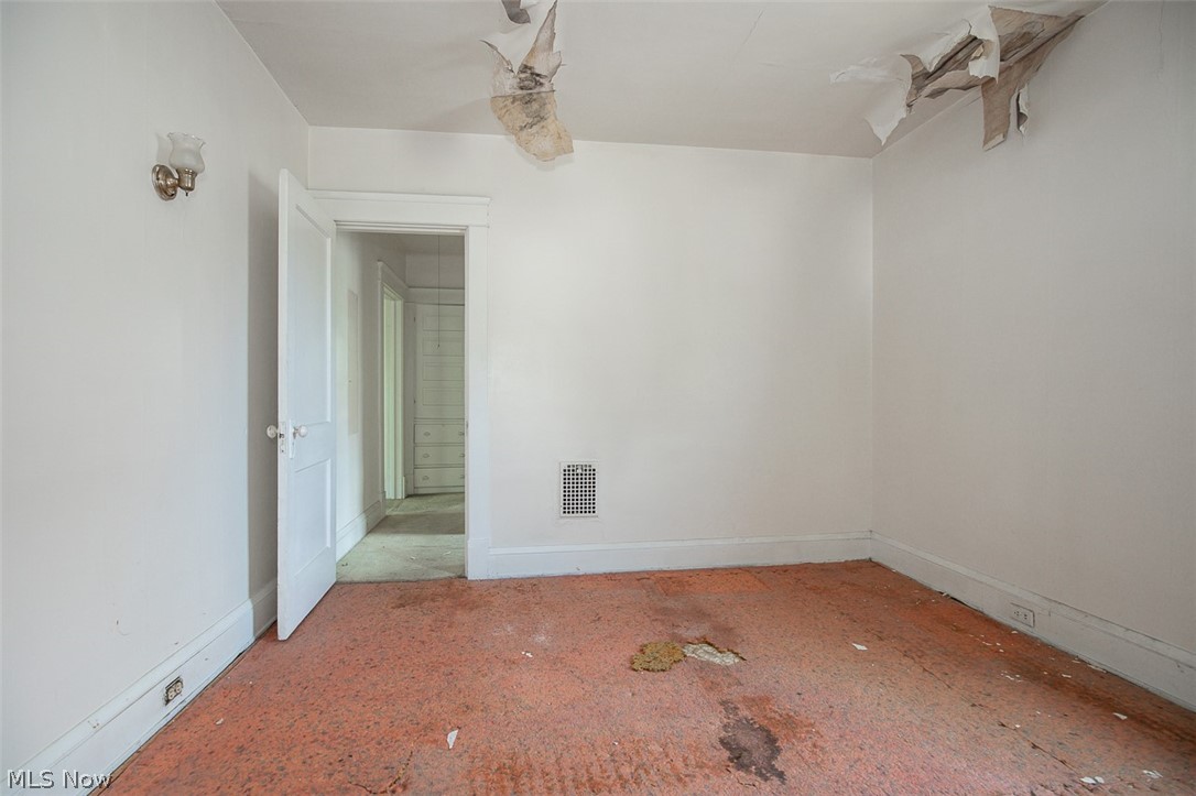 14624 Savannah Avenue East Cleveland OH 44112