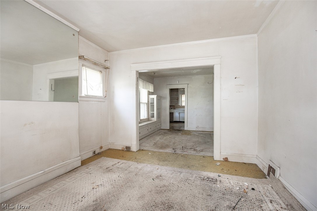 14624 Savannah Avenue East Cleveland OH 44112