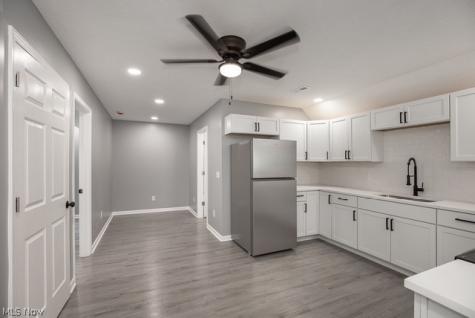 2708 Woodbridge Avenue Cleveland OH 44109