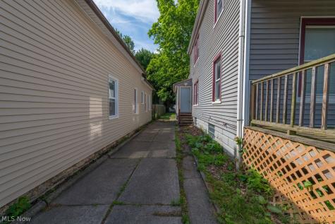 3445 Storer Avenue Cleveland OH 44109