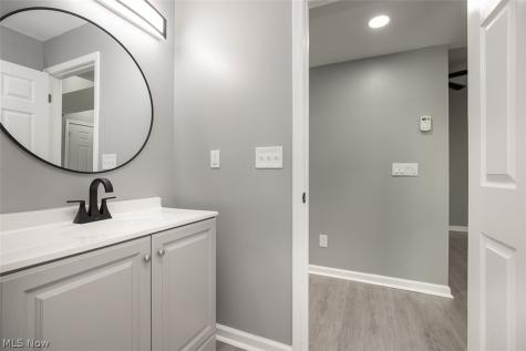 3272 Fulton Road Cleveland OH 44109