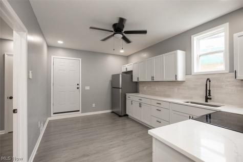 3272 Fulton Road Cleveland OH 44109