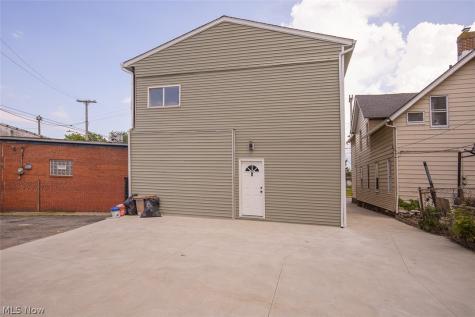 3272 Fulton Road Cleveland OH 44109