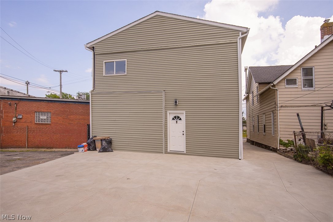 3272 Fulton Road Cleveland OH 44109