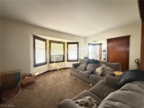 10014 Almira Avenue Cleveland OH 44111