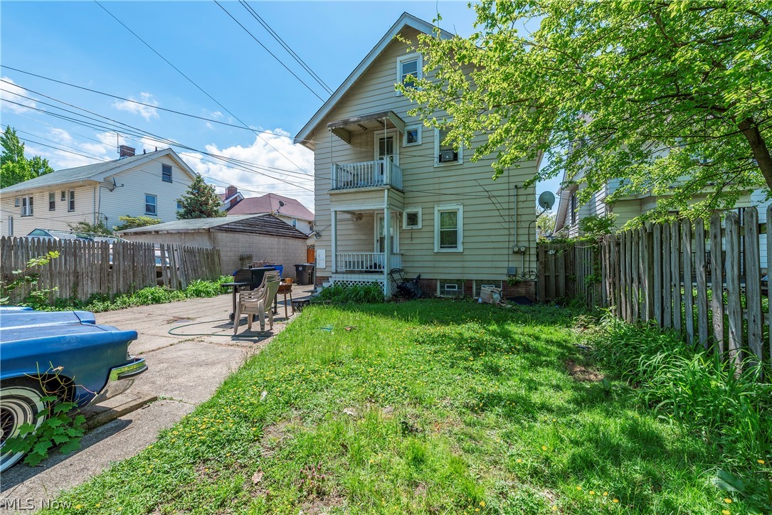 10014 Almira Avenue Cleveland OH 44111